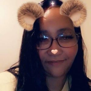 Meet your Posher, Felicity